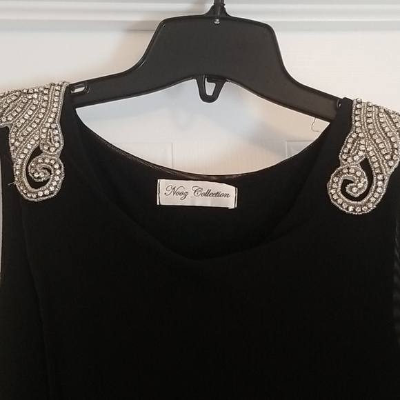 Dress - Picture 2 of 5